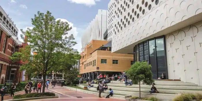 KENAPA KULIAH DI SWINBURNE UNIVERSITY OF TECHNOLOGY AUSTRALIA - Education Republic Swinburne University 2 1280X640 1 E1619497577263 - Education Republic
