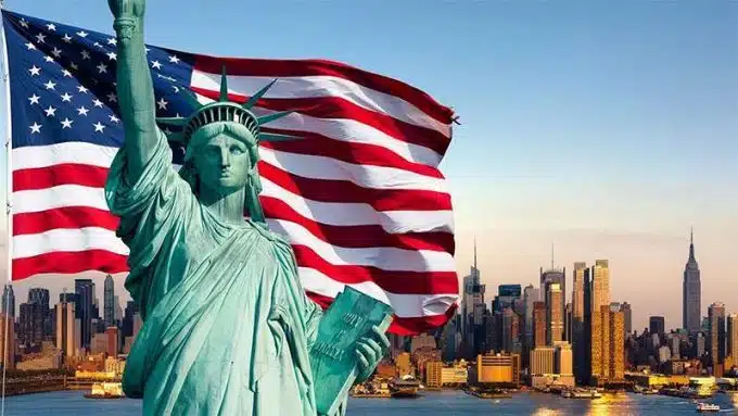 THE BEST USA UNIVERSITIES FOR INTERNATIONAL STUDENTS - Education Republic Statue Liberty Usa E1643083104564 - Education Republic