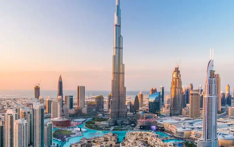 5 Tempat Wisata Edukasi Dubai - Education Republic Burj Khalifa - Education Republic