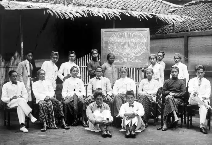 Sejarah Pendidikan di Indonesia - Education Republic Era Kolonial - Education Republic