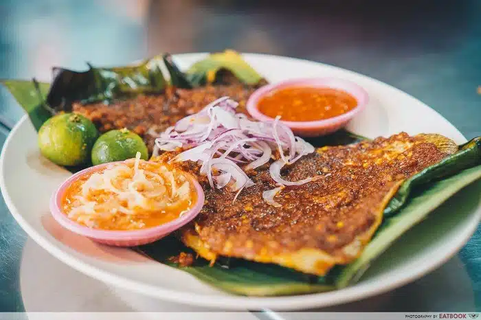 Top 10 Makanan Khas Singapura yang Wajib Kamu Coba - Education Republic Barbecued Stingray - Education Republic