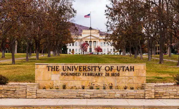 Cara Daftar dan Biaya Kuliah University of Utah 2023, USA - Education Republic Utah - Education Republic