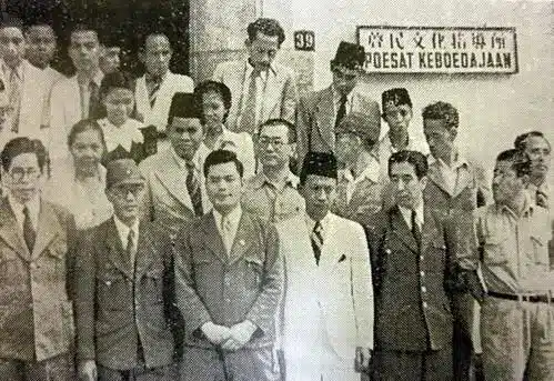 Sejarah Hari Guru & Perayaannya di Seluruh Dunia - Education Republic Sejarah Hari Guru Nasional - Education Republic