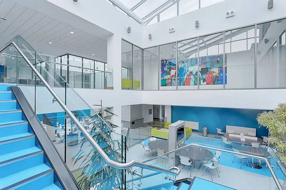 Cara Daftar & Biaya Kuliah Institute of Technology Sligo 2023 - Education Republic Cara Daftar Biaya Kuliah 2 - Education Republic