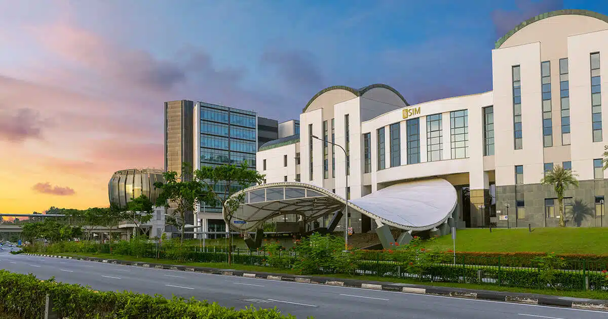 100% Beasiswa Fully funded Kuliah ke Singapore (2023) - Education Republic Sim Global Education Diploma Scholarships - Education Republic