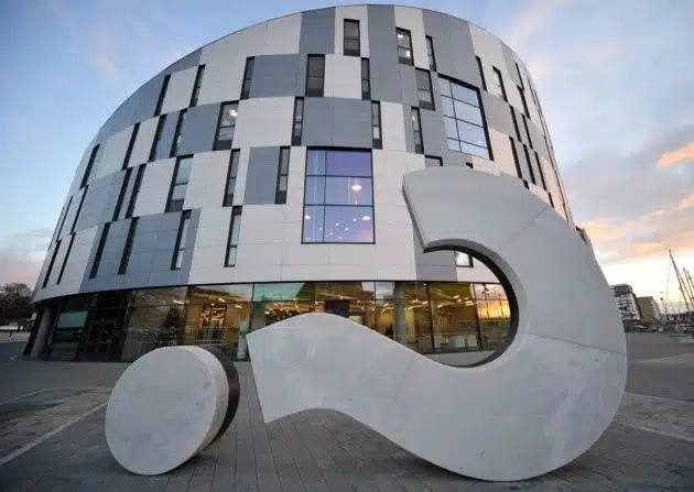 Syarat & Cara Daftar Kuliah di University of Suffolk 2023 - Education Republic University Of Suffolk Rankings - Education Republic