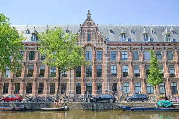 Kenapa Kamu Harus Kuliah di University of Amsterdam? - Education Republic Compressjpeg.online 100Kb 65193 - Education Republic