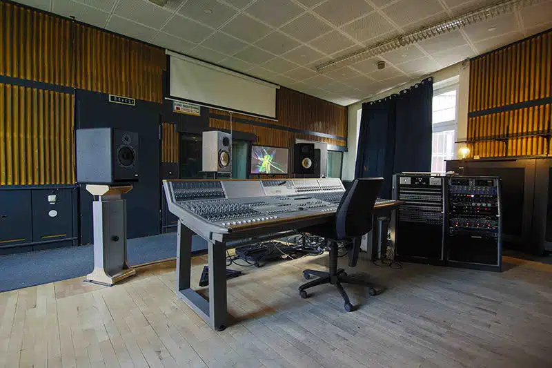 Syarat & Cara Daftar Kuliah di Macleay College (The Institute of Creative Arts & Technology) 2023 - Education Republic Kurikulum Berkualitas 2 1 - Education Republic