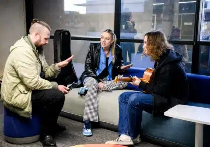 Kenapa Kamu Harus Kuliah di Australian Institute of Music? - Education Republic Staff Berpengelaman - Education Republic