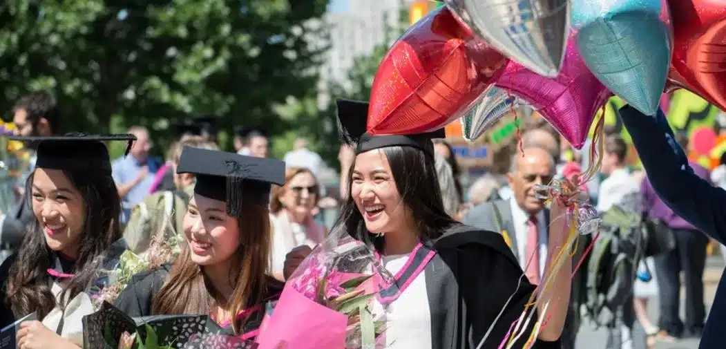 Syarat & Cara Daftar Kuliah University of the Arts London 2024 - Education Republic Notable Alumni - Education Republic