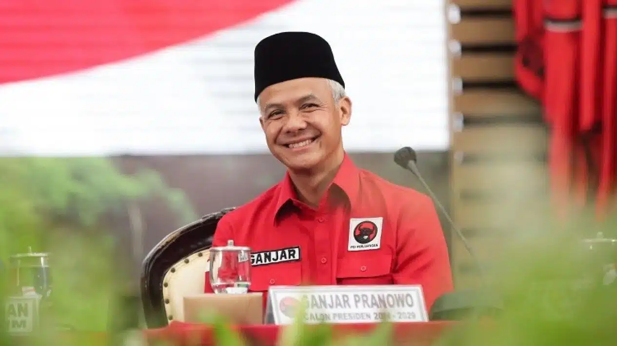 Menelisik Rekam Jejak Pendidikan 3 Calon Presiden Indonesia 2024 - Education Republic 2. Ganjar Pranowo - Education Republic