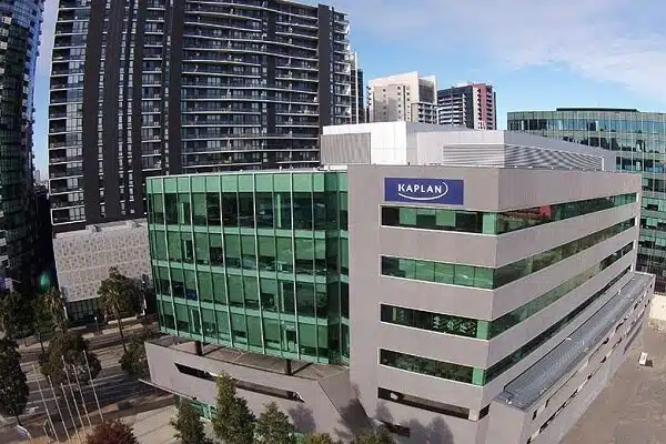 Kaplan Business School Memenangkan Business School of the Year 2023 - Education Republic Kaplan Business School Memenangkan Business School Of The Year 2023