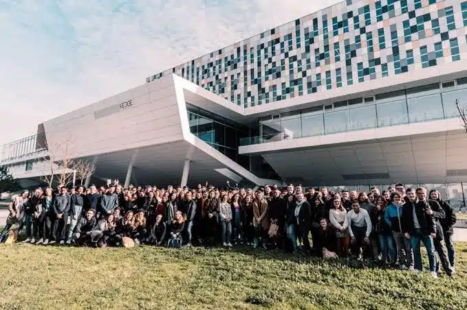 Cara Daftar & Beasiswa Kuliah KEDGE Business School Paris 2024 - Education Republic Cara Daftar Biaya Kuliah 15 - Education Republic