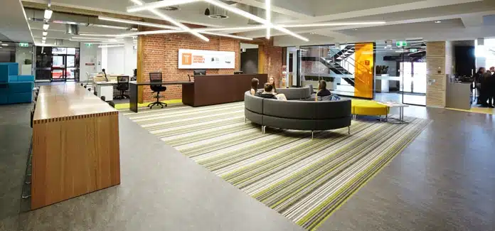 Cantik dan Cerdas, Ini Riwayat Pendidikan Gwen Ashley yang Dinikahi Crazy Rich Surabayans - Education Republic Cantik Dan Cerdas Ini Riwayat Pendidikan Gwen Ashley Yang Dinikahi Crazy Rich Surabayans