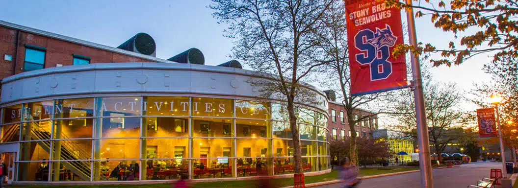 Kenapa Kamu Harus Kuliah di Stony Brook University? - Education Republic 1. Jelajahi Peluang Pengembangan Karir Yang Menarik Di Amerika Serikat - Education Republic