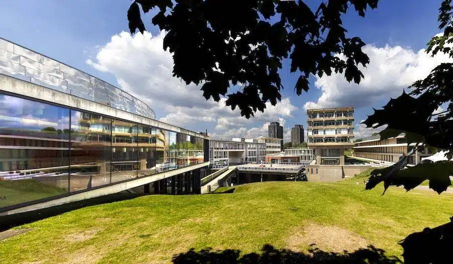 Syarat & Cara Daftar Kuliah di University of Essex 2024 - Education Republic Cara Daftar Biaya Kuliah 9 - Education Republic