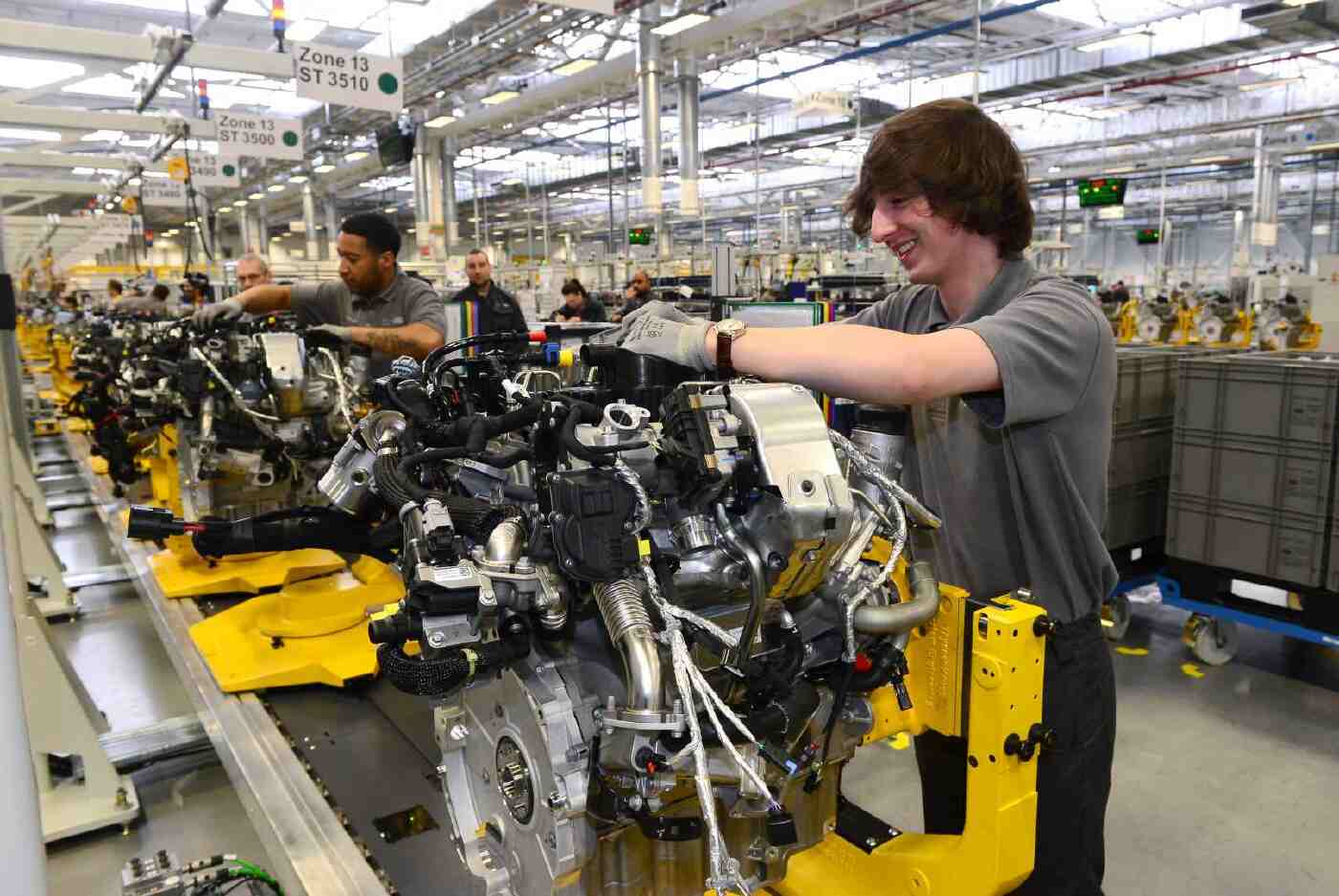 Berapa Biaya Kuliah Engineer di Berbagai Negara? - Education Republic Uk - Education Republic