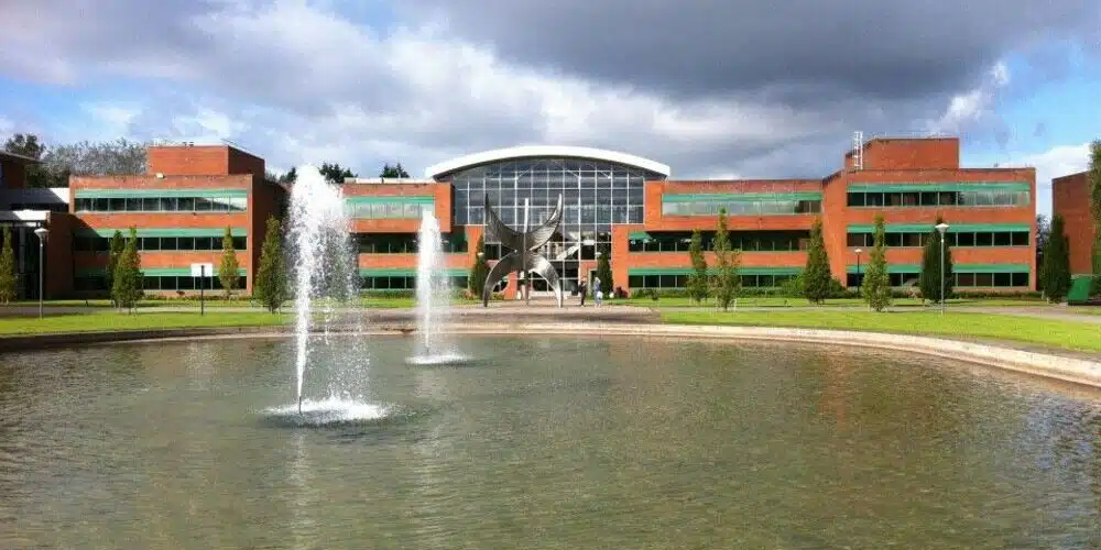 Syarat & Cara Daftar Kuliah University of Limerick 2024 - Education Republic Cara Daftar Biaya Kuliah 17 - Education Republic