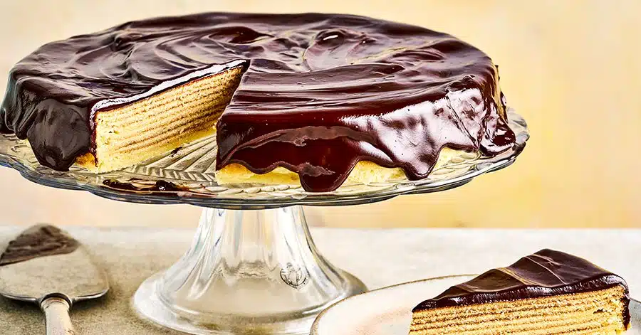 Pastry Ala Takjil yang Bisa Kamu Coba Di Luar Negeri - Education Republic 4. Baumkuchen - Education Republic