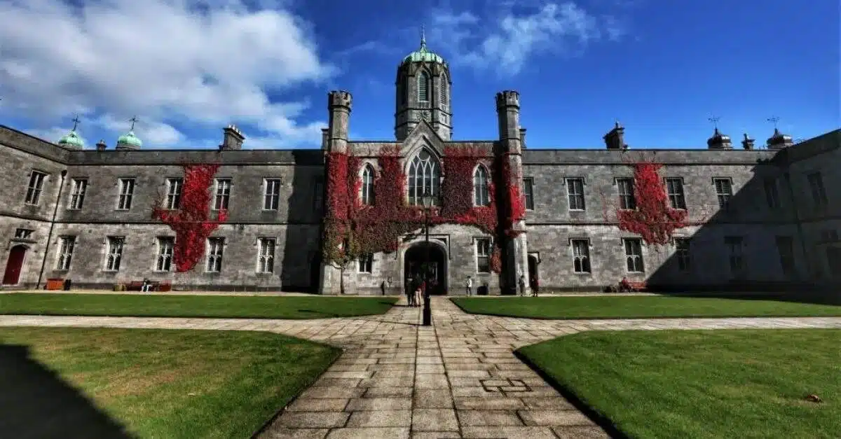 Peringkat University of Galway 2024 - Education Republic Peringkat Dan Penghargaan - Education Republic