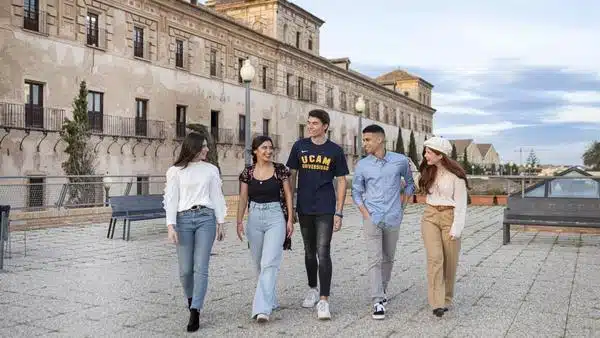 Keunggulan UCAM (Universidad Catolica de Murcia) di Spanyol - Education Republic Program Yang Ditawarkan 2 - Education Republic