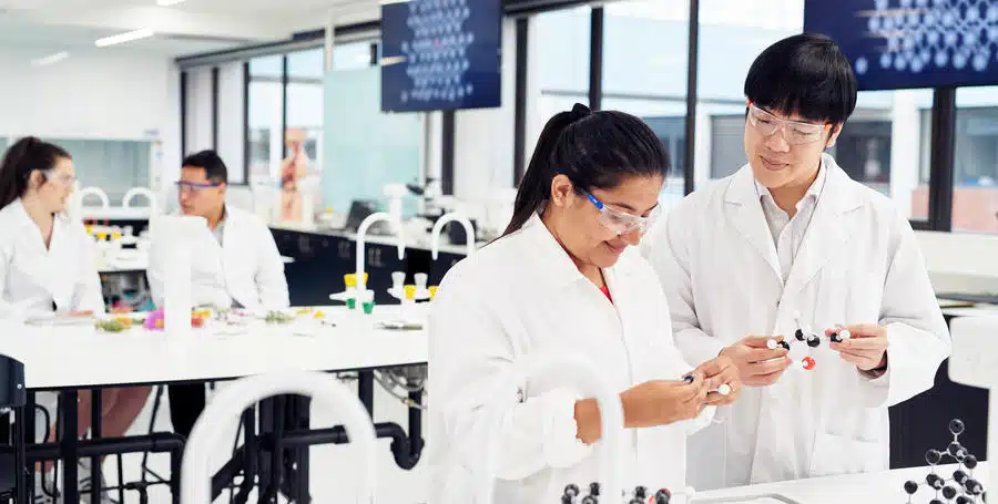 Kenapa Kamu Harus Kuliah di Deakin University Australia? - Education Republic 2. Penelitian Yang Mengatasi Permasalahan Global - Education Republic