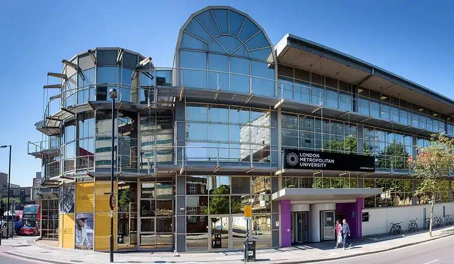 Syarat & Cara Daftar Kuliah London Metropolitan University 2024 - Education Republic Biaya Kuliah London Metropolitan University - Education Republic