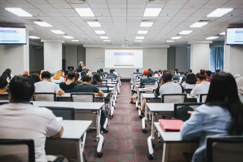 Swinburne University of Technology Australia Rankings 2024 - Education Republic Swinburne University Of Technology Jurusan - Education Republic