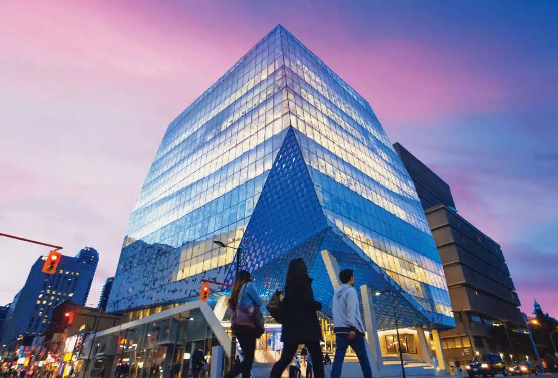 Admission dan Scholarship di Toronto Metropolitan University 2025: Peluang Studi dan Pendanaan di Kanada - Education Republic 1 - Education Republic