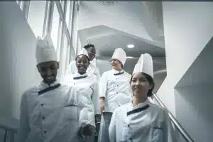 FOOD STYLIST – PROFESI YANG MENGGIURKAN DI BIDANG KULINER - Education Republic 3 - Education Republic