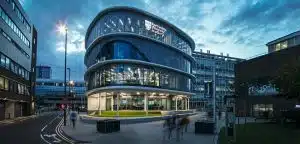 Panduan Sukses Menjadi UX Designer: Keterampilan, Pendidikan, dan Peluang Karir - Education Republic 4 10 - Education Republic