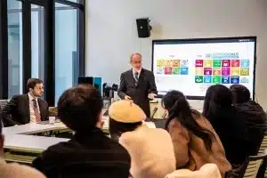 Mengenal Xi'an Jiaotong University: Program Unggulan dan Peluang Beasiswa 2025 - Education Republic 1743151882928009003 - Education Republic