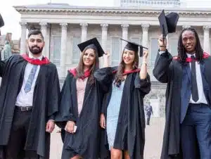 Jurusan Biomedical Engineering Aston University: Prospek Kerja, Fasilitas, dan Biaya Kuliah 2025 - Education Republic High Earners News - Education Republic