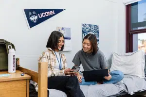 University of Connecticut (UConn) Raih Peringkat Internasional: Pilihan Tepat Mahasiswa Internasional Lewat Kaplan US - Education Republic 4 - Education Republic