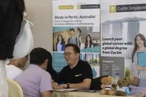 Mengapa Memilih Education Republic? Pilihan Terbaik untuk Studi di Luar Negeri! - Education Republic 5 - Education Republic