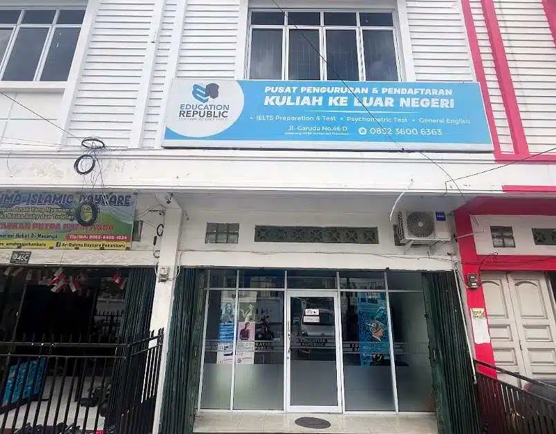 Pusat Persiapan Studi Luar Negeri dan Beasiswa di Pekanbaru - Education Republic Education Republic Pekanbaru