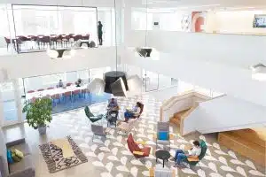 Bedah Hult Business School 2026: Ranking Dunia, Fasilitas, Biaya Kuliah & Student Life Multikultural di Sekolah Bisnis Paling Global - Education Republic Fasilitas Kampus Hult Business School 2026 Educationrepublic - Education Republic