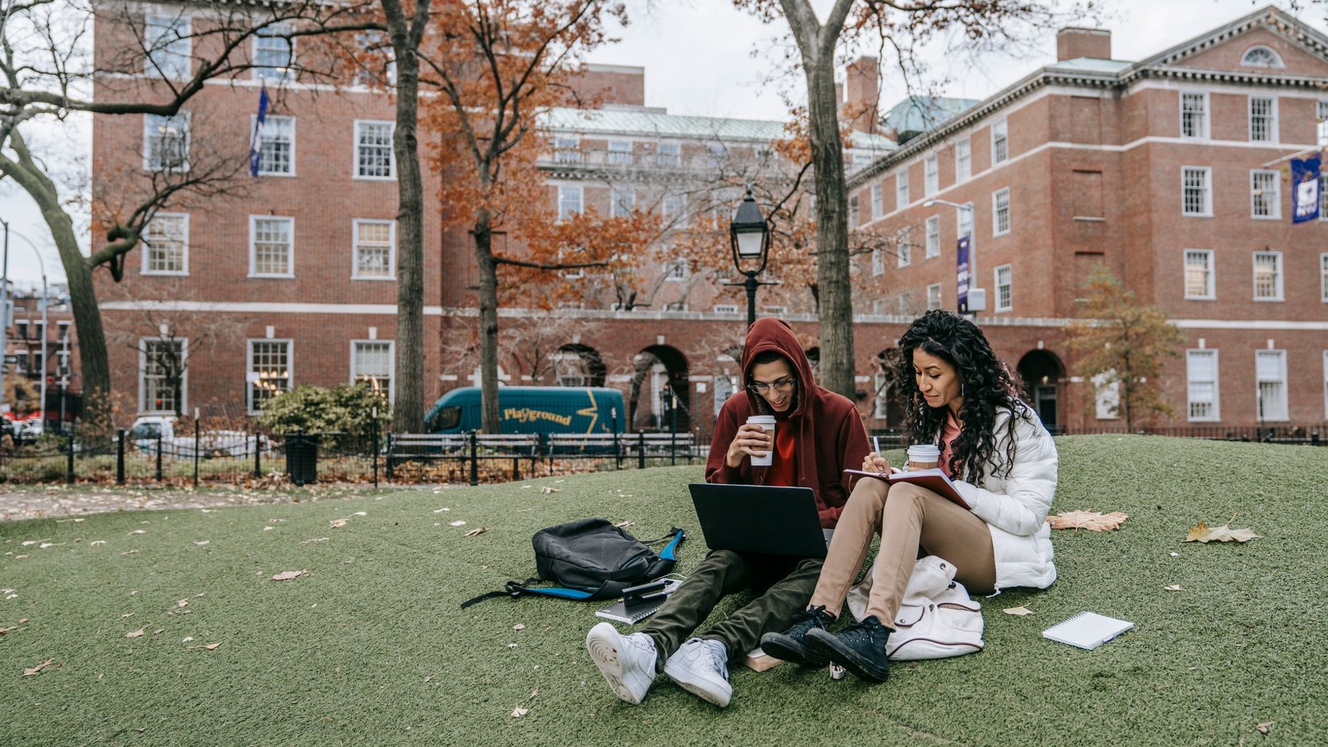 Kampus University Of Toronto Dan University Of Waterloo Untuk Program Computer Science 2027 - Uoft Vs Waterloo Computer